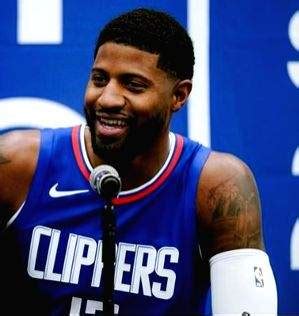 Reports: Paul George to sign 4.